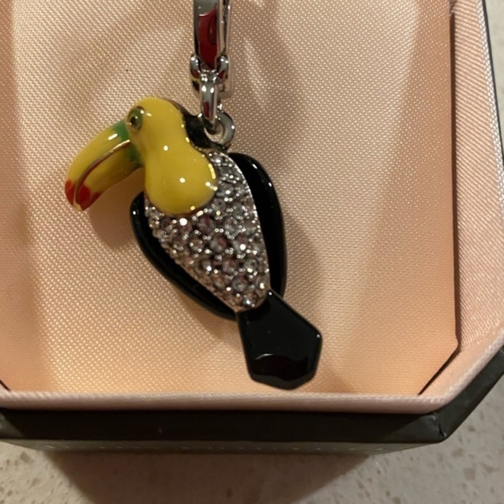 Juicy Couture Toucan Bird Charm wings move